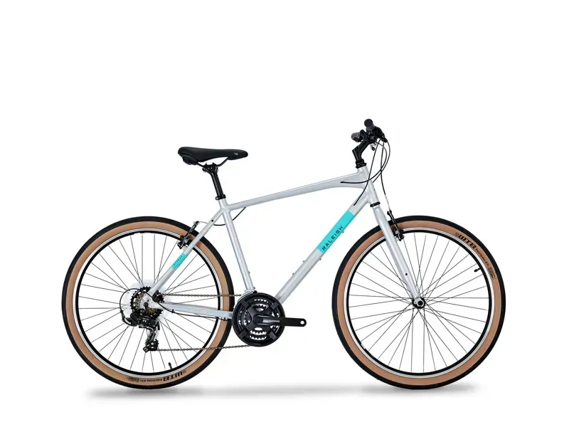 Raleigh Strada 650b/14 Hybrid Bike in Cityscape-1